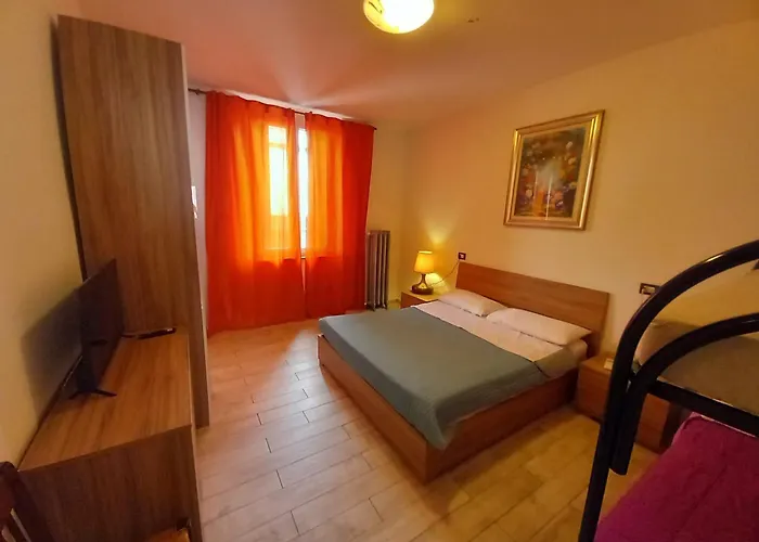 3 Rooms Station Central Free Parking